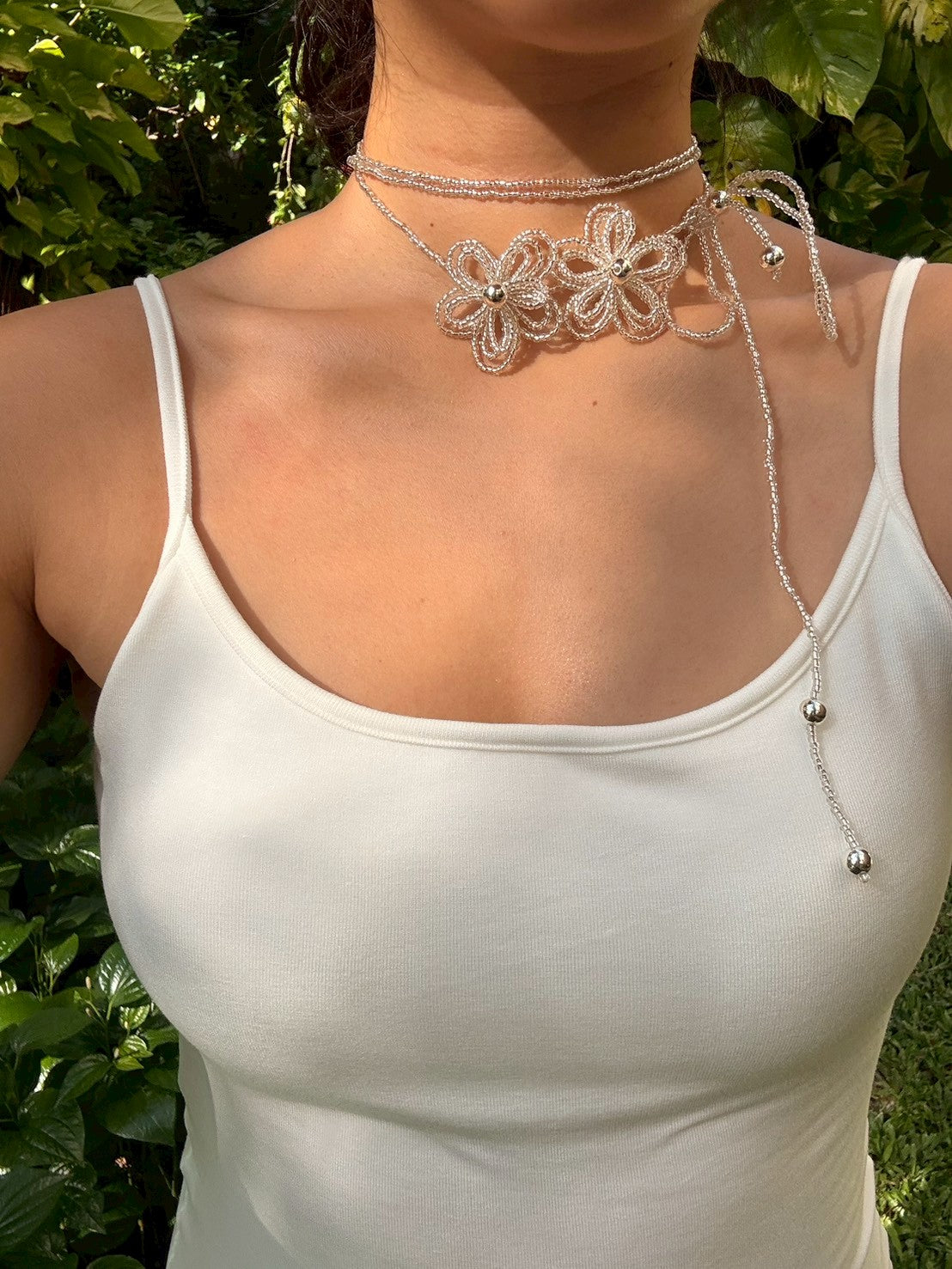 Silver Daisy Beaded Flower Necklace