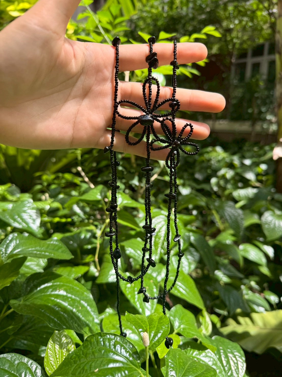 Black Daisy Beaded Flower Necklace